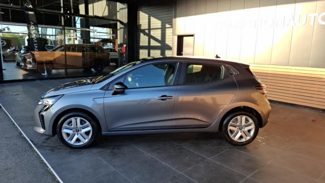 Renault Clio image 2