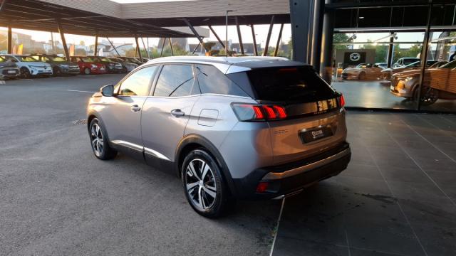 Peugeot 3008 image 1