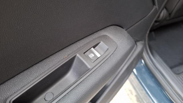 Renault Captur image 1