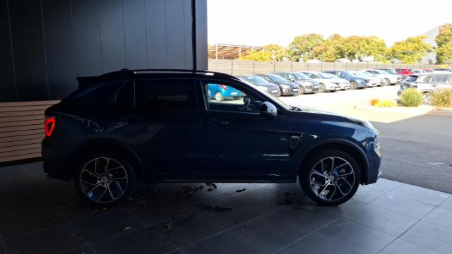 Lynk & Co 01 image 6