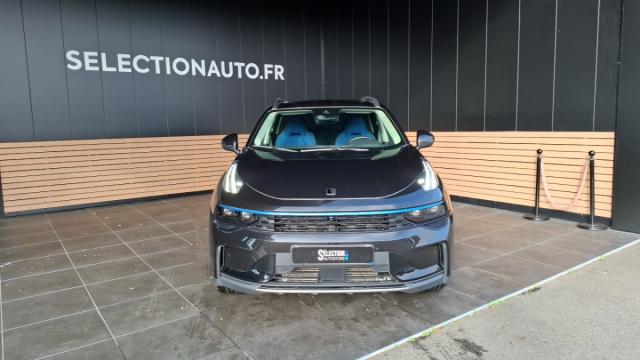 Lynk & Co 01 image 1