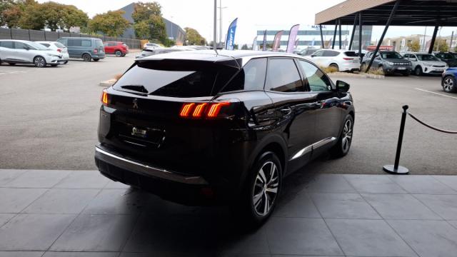 Peugeot 3008 image 1