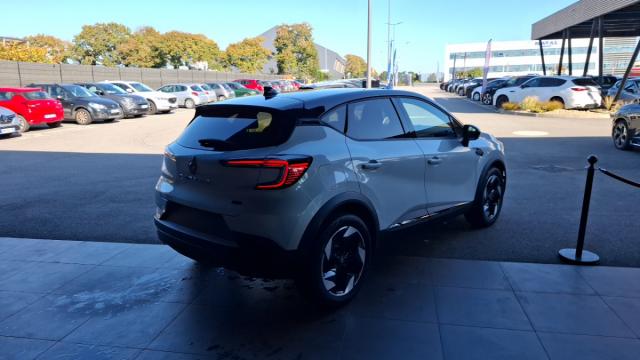 Renault Captur image 9