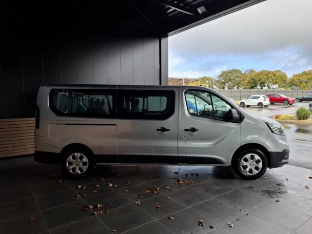 Renault Trafic image 3