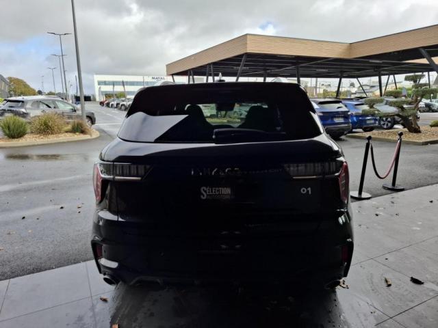 Lynk & Co 01 image 6