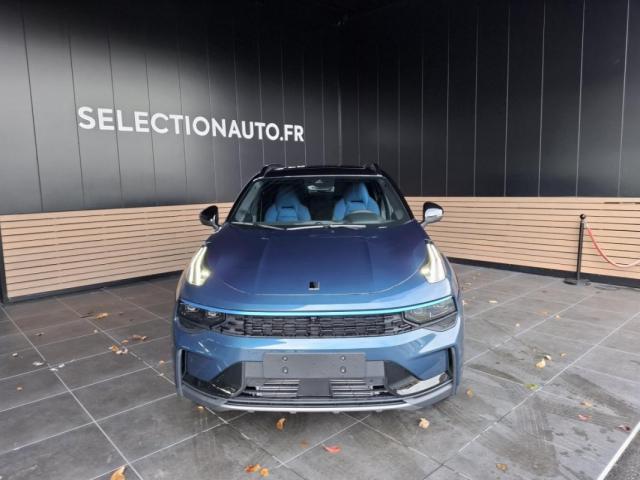 Lynk & Co 01 image 3