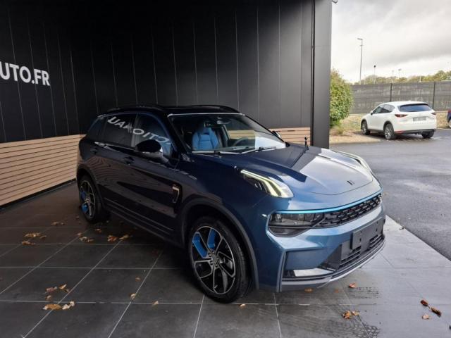 Lynk & Co 01 image 5