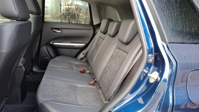 Suzuki Vitara image 9