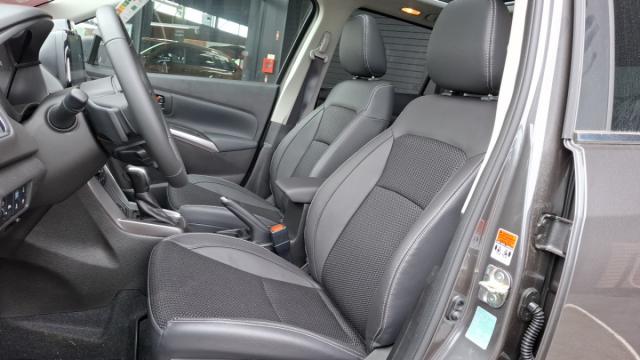 Suzuki S-Cross image 1