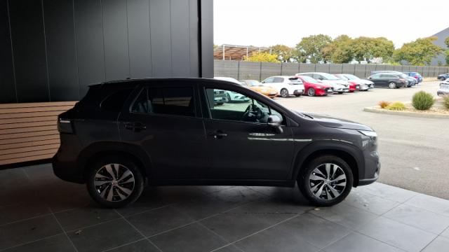 Suzuki S-Cross image 5