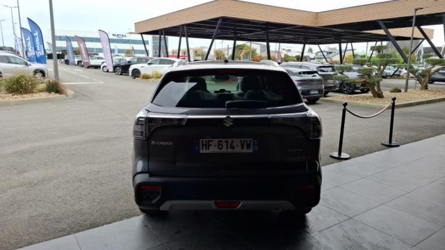 Suzuki S-Cross image 9