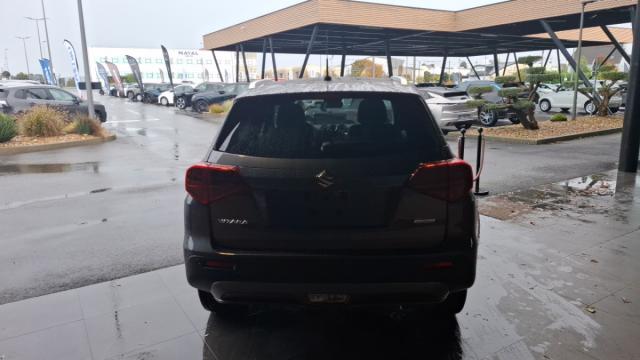 Suzuki Vitara image 7