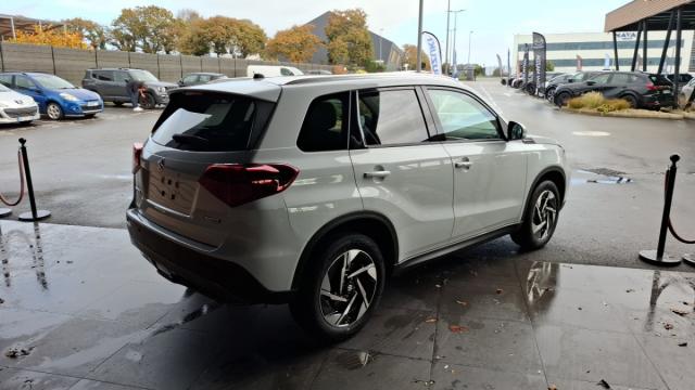 Suzuki Vitara image 5