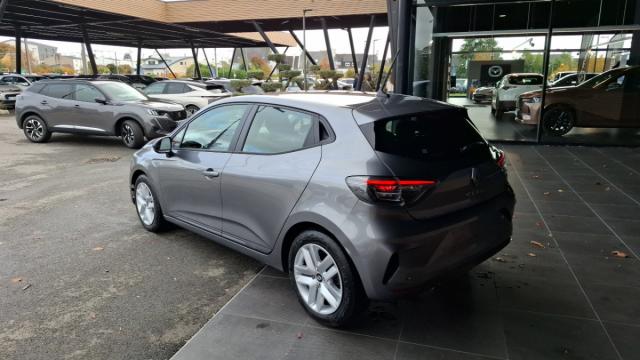 Renault Clio image 6