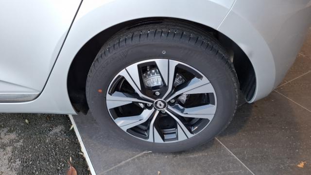 Renault Clio image 3