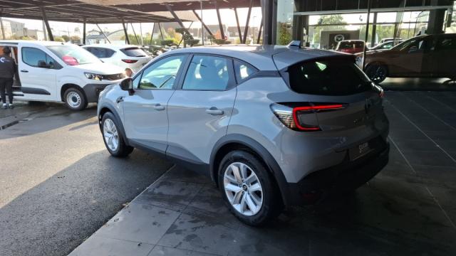 Renault Captur image 8