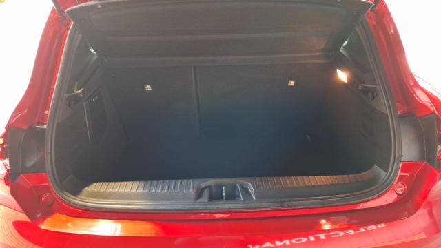 Mitsubishi Colt image 6