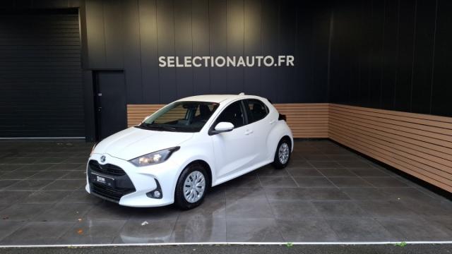 Toyota Yaris Hybride Iv 116h Dynamic Business Beyond Zer