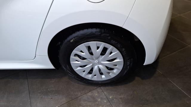 Toyota Yaris image 9