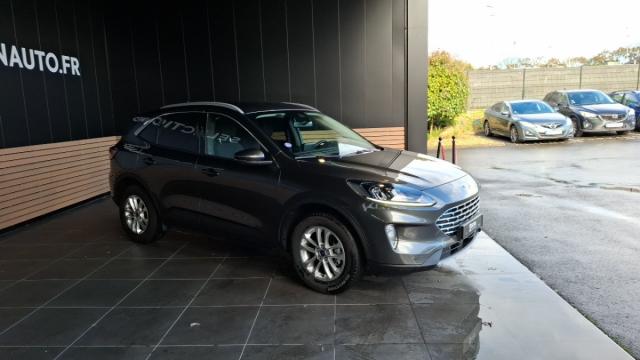 Ford Kuga image 9