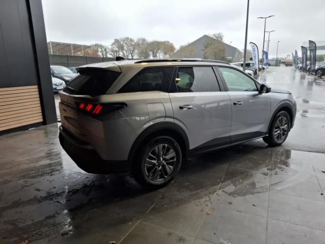 Peugeot 5008 image 2