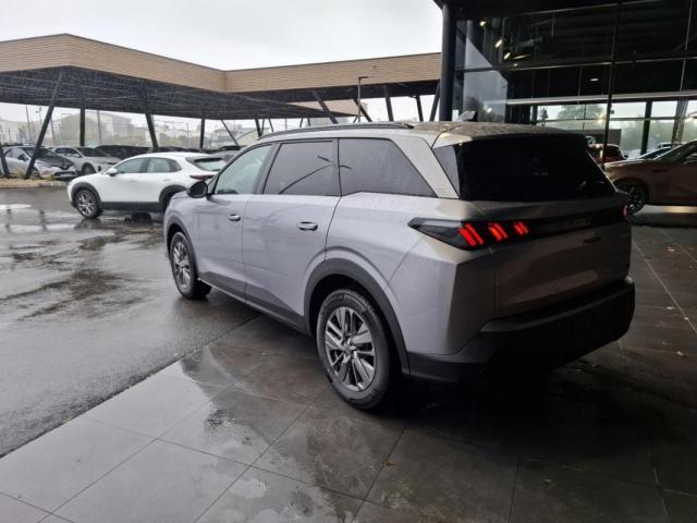 Peugeot 5008 image 6