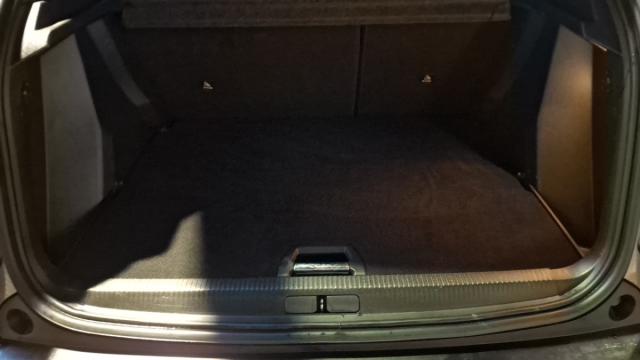 Peugeot 2008 image 8