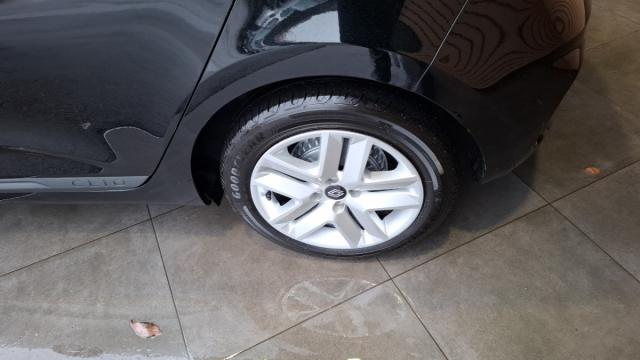 Renault Clio image 6