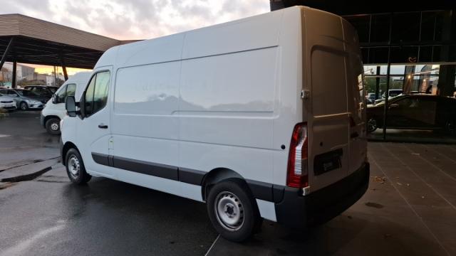 Renault Master image 9