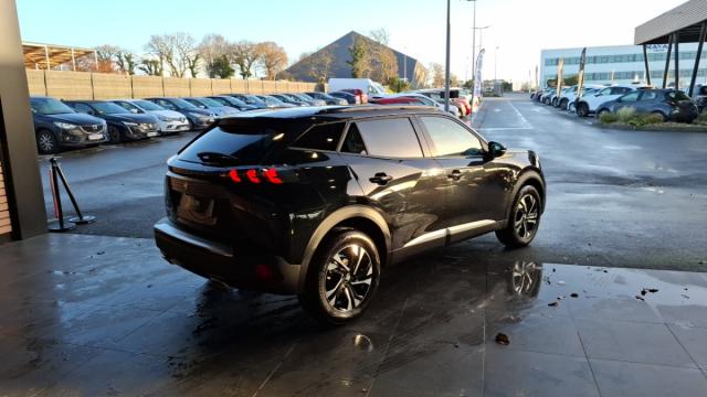 Peugeot 2008 image 8