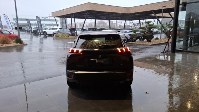 Peugeot 2008 image 6