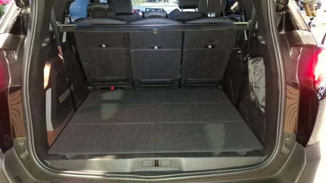 Peugeot 5008 image 6