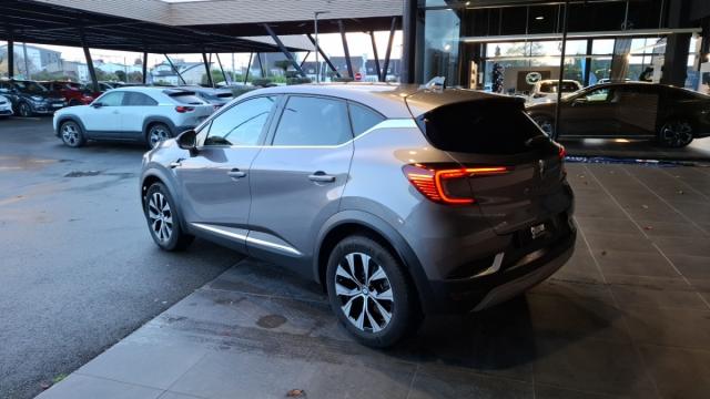 Renault Captur image 1