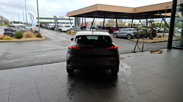 Renault Clio image 6