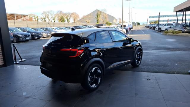 Renault Captur image 2