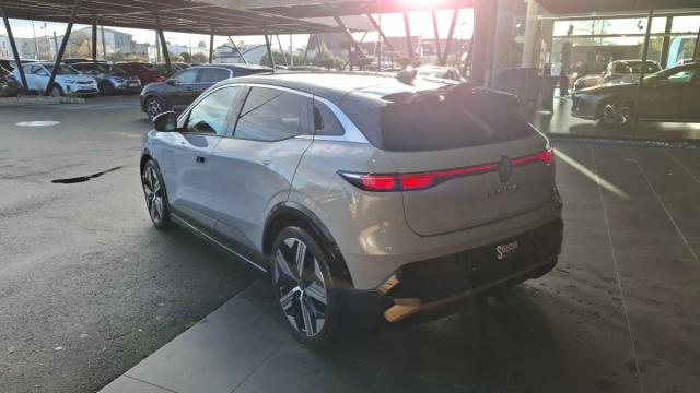 Renault Mégane E-Tech image 3