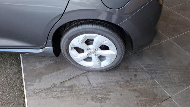 Suzuki Swift image 2