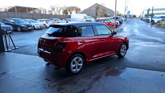 Suzuki Swift image 9