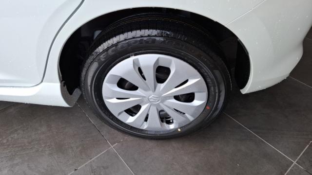 Suzuki Swift image 2