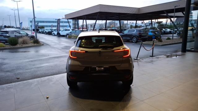 Renault Captur image 9