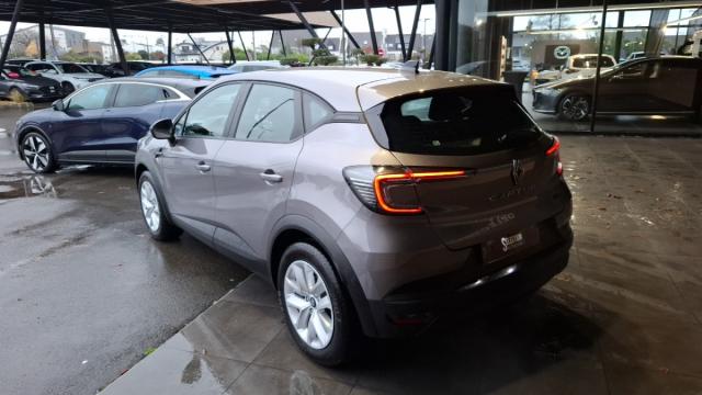 Renault Captur image 9