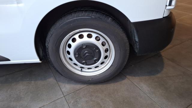 Citroen Jumpy image 5