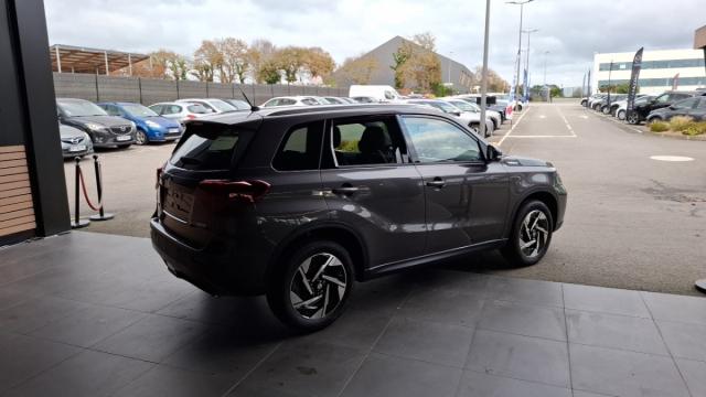 Suzuki Vitara image 3