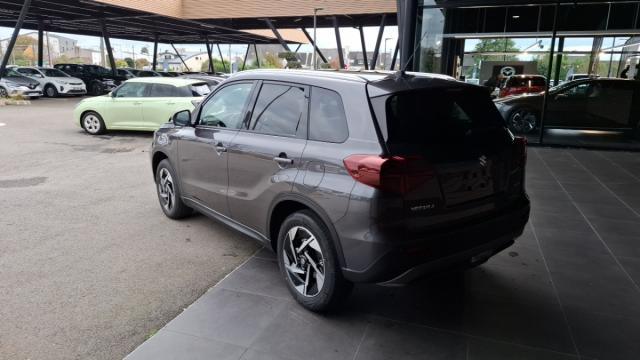 Suzuki Vitara image 9