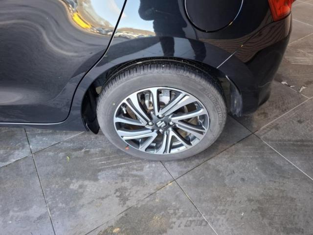 Suzuki Swift image 6