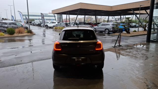 Suzuki Swift image 9