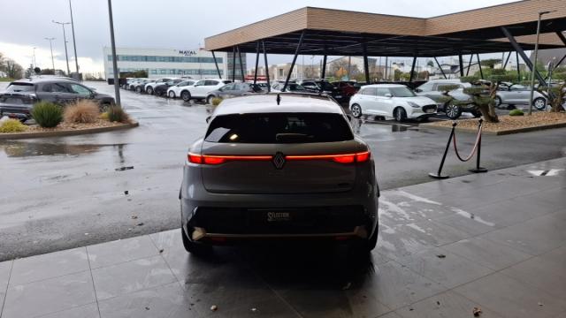 Renault Mégane E-Tech image 1