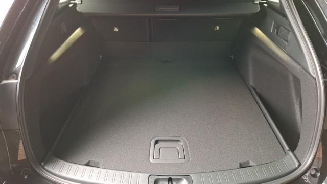 Suzuki Swace image 5