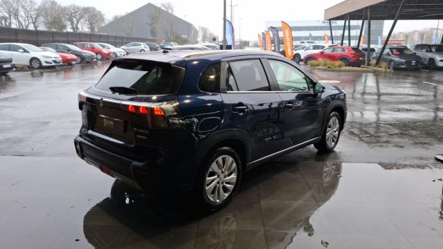 Suzuki S-Cross image 6