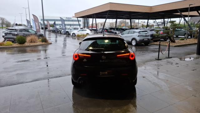 Alfa Romeo Giulietta image 1